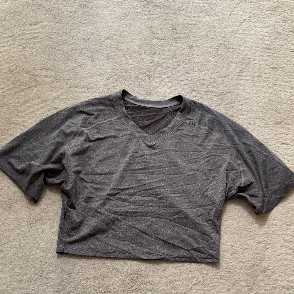 lululemon athletica Charcoal V-Neck crop Tee